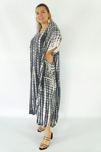 Load image into Gallery viewer, Long Kaftan Dress Crackle Tie Dye Print
