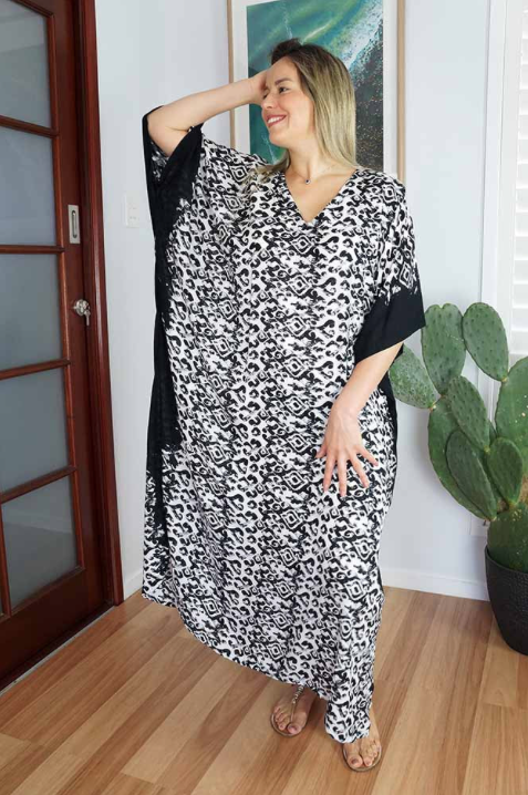 Long Kaftan Dress Interlock Print