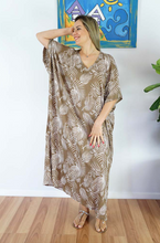 Load image into Gallery viewer, Long Kaftan Dress Palm Cove Print
