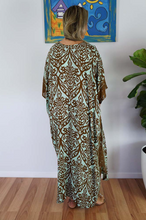 Load image into Gallery viewer, Long Kaftan Dress Pendant Print
