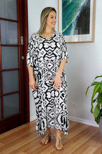 Load image into Gallery viewer, Long Kaftan Dress Tribal Print
