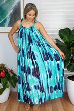 Load image into Gallery viewer, Long Magnum Dress Streaky Tie Dye Print
