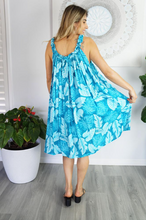 Load image into Gallery viewer, Short Magnum Dress Leaves Print
