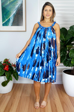 Load image into Gallery viewer, Short Magnum Dress Streaky Tie Dye Print
