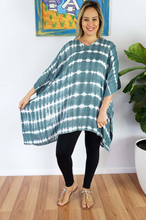 Load image into Gallery viewer, Short Tunic Shibori Print
