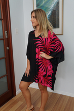 Load image into Gallery viewer, Short Tunic Palm Frond Print
