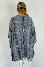 Load image into Gallery viewer, Short Tunic Papua Print
