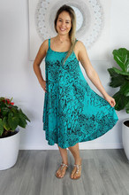 Load image into Gallery viewer, Mid Length Montego Dress Animal Print
