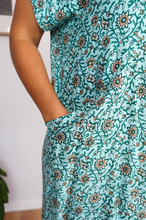 Load image into Gallery viewer, Cruiser Dress Alpine Print
