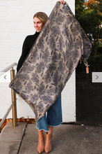 Load image into Gallery viewer, Large Pashmina Scarf Paisley Print
