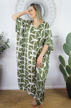 Load image into Gallery viewer, Long Kaftan Dress Hampshire Print
