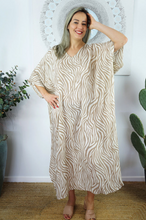 Load image into Gallery viewer, Long Kaftan Dress Madagascar Print
