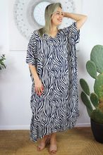 Load image into Gallery viewer, Long Kaftan Dress Madagascar Print
