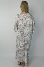 Load image into Gallery viewer, Long Kaftan Dress Animal Print
