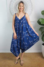 Load image into Gallery viewer, Boho Jumpsuit Sari Print
