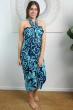 Load image into Gallery viewer, XL Sarong with Buckle Gift Pack Rarotonga
