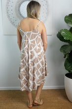 Load image into Gallery viewer, Mid Length Montego Dress Hampshire Print
