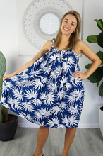 Load image into Gallery viewer, Short Magnum Dress Veronica Print
