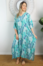 Load image into Gallery viewer, Premium Long Kaftan Dress Kavieng Print
