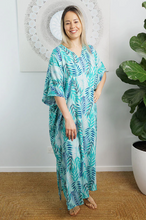 Load image into Gallery viewer, Premium Long Kaftan Dress Kavieng Print
