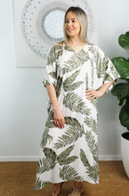 Load image into Gallery viewer, Premium Long Kaftan Dress Maui Print
