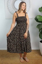 Load image into Gallery viewer, 3/4 Tie Up Smock Dress Starflower Print
