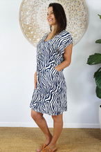 Load image into Gallery viewer, Cruiser Dress Madagascar Print
