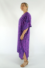 Load image into Gallery viewer, Long Kaftan Dress Teardrop Print
