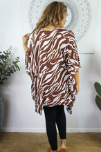 Load image into Gallery viewer, Short Tunic Zebra Print
