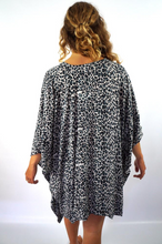 Load image into Gallery viewer, Short Tunic Cougar Print
