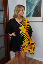 Load image into Gallery viewer, Short Tunic Palm Frond Print
